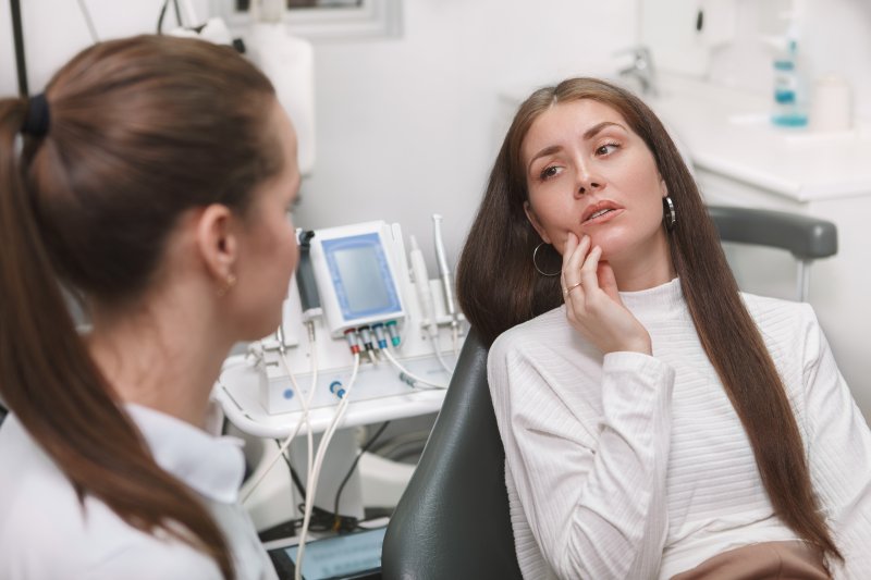 patient needing an emergency dental visit in Taylor